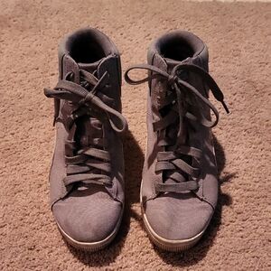 Puma Women's Gray High-Top Sneakers